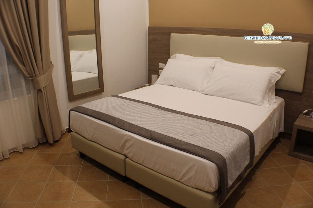 Hotiday Room Collection - Napoli Residenza Scarlatti Exterior photo